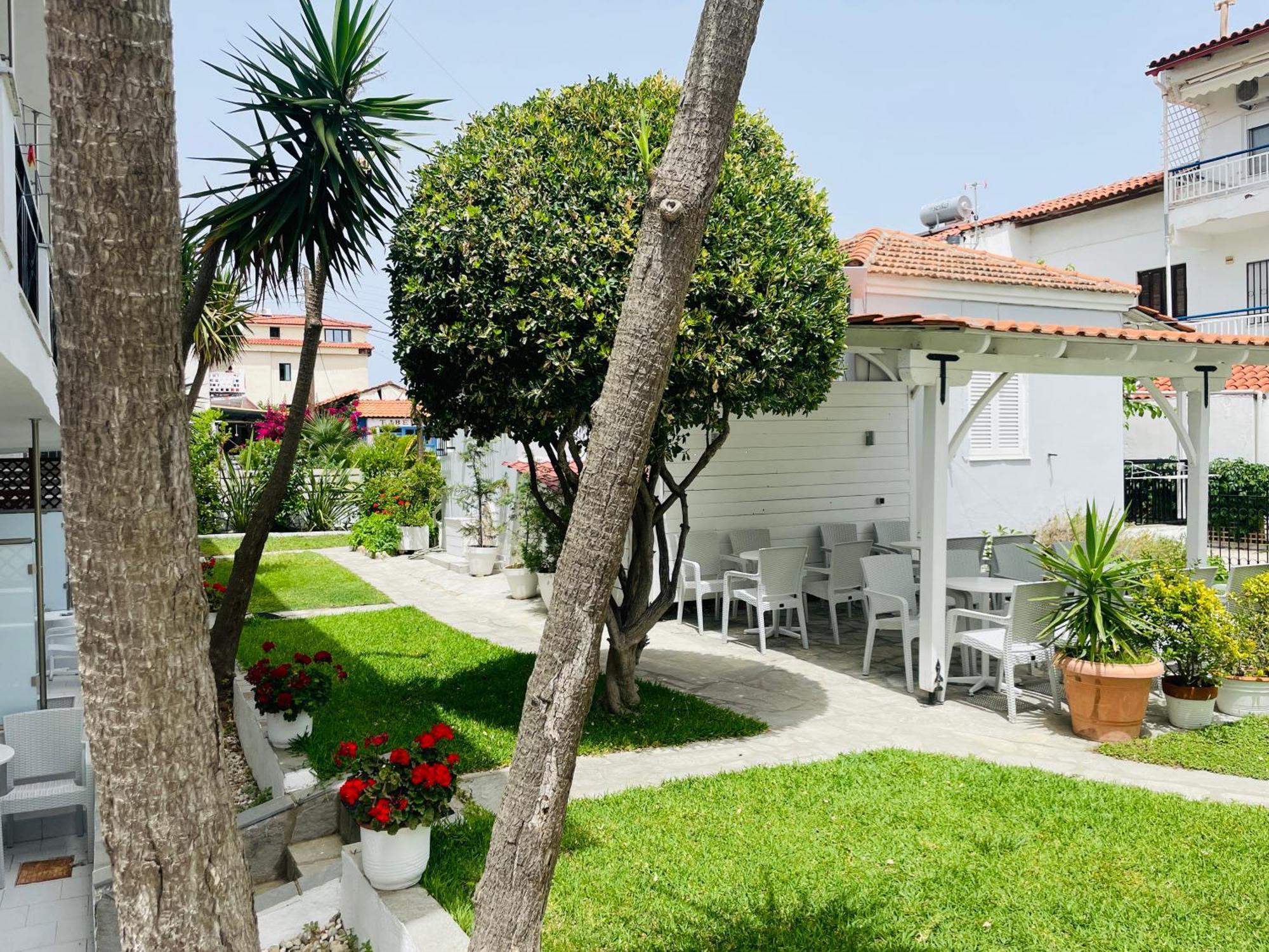Thalassa Garden Studios Pefkochori Exterior photo
